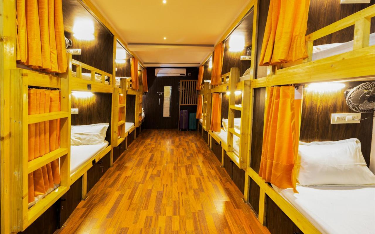 Sunrise Dormitory Hostel มุมไบ ภายนอก รูปภาพ